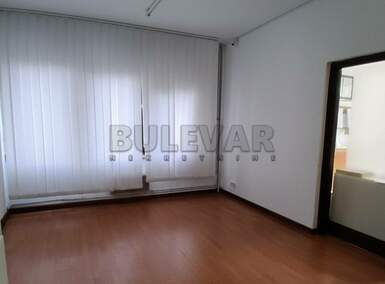 Poslovni prostor / Lokal, Niš, Pravni fakultet, izdavanje, 94m2, 500e, id1466267