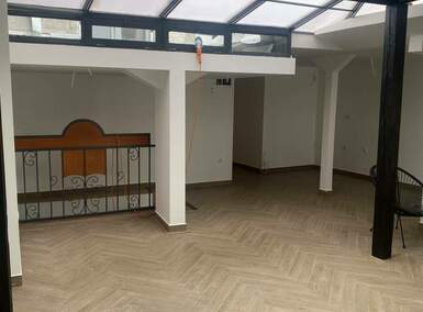 Poslovni prostor / Lokal, Beograd, Bajlonova pijaca, izdavanje, 200m2, 2500e, id1466474