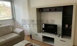 Dvoiposoban stan, Niš, Medicinski fakultet, izdavanje, 56m2, 400e, id1466707