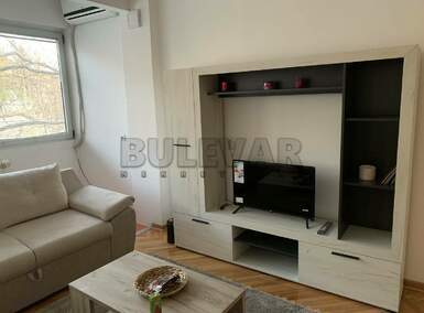 Dvoiposoban stan, Niš, Medicinski fakultet, izdavanje, 56m2, 400e, id1466707