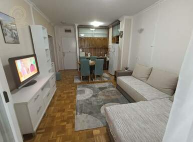 Dvoiposoban stan, Novi Sad, izdavanje, 50m2, 400e, id1467433