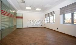 Poslovni prostor / Lokal, Beograd, Zemun (centar), izdavanje, 325m2, 3900e, id1467747