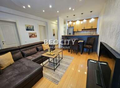 Trosoban stan, Novi Sad, Bulevar Oslobođenja, izdavanje, 53m2, 550e, id1471518