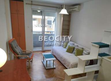 Jednosoban stan, Novi Sad, Centar, izdavanje, 22m2, 330e, id1473853