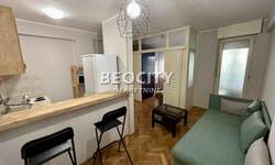 Dvosoban stan, Novi Sad, Bulevar Oslobođenja, izdavanje, 29m2, 360e, id1474102