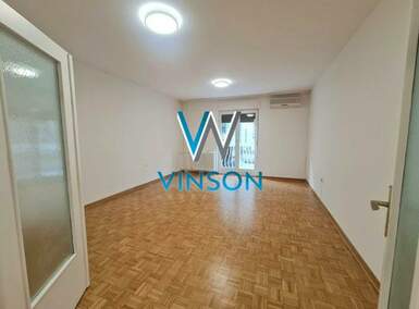 Poslovni prostor / Lokal, Novi Sad, Centar, izdavanje, 105m2, 900e, id1315011
