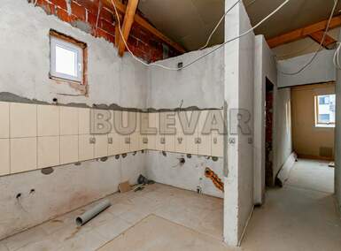 Dvoiposoban stan, Niš, Obilićev venac, prodaja, 60m2, 103100e, id1474976