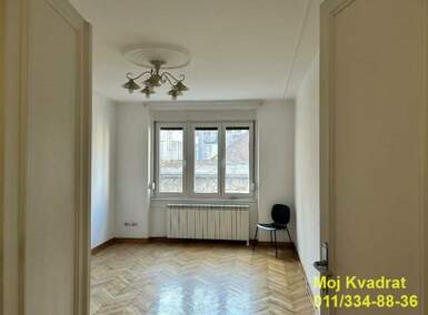 Poslovni prostor / Lokal, Beograd, Trg Nikole Pašića, izdavanje, 40m2, 700e, id1476382