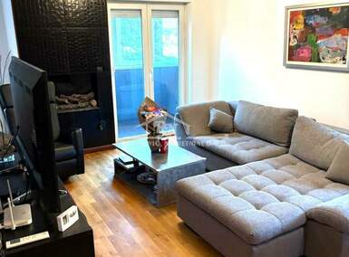 Cetvorosoban stan, Beograd, Skojevsko naselje, prodaja, 95m2, 260000e, id1459814