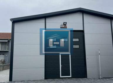 Poslovni prostor / Lokal, Paraćin, izdavanje, 300m2, 900e, id1126724