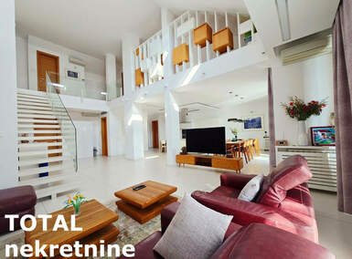 Stan, Novi Sad, Centar, prodaja, 352m2, 1e, id1477035