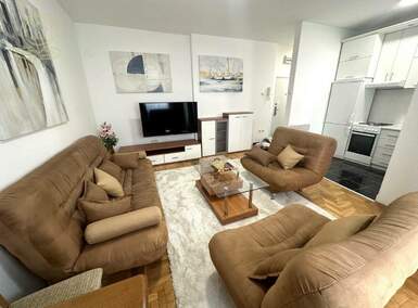 Dvosoban stan, Novi Sad, izdavanje, 46m2, 450e, id1477197