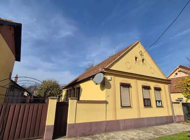 Kuca, Ruma, prodaja, 360m2, 98000e, id1477525