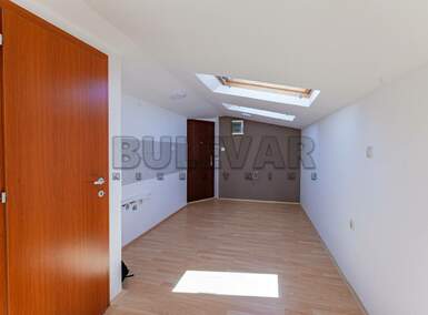 Dvoiposoban stan, Niš, Centar, prodaja, 68m2, 119700e, id1477728