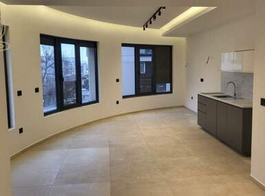 Poslovni prostor / Lokal, Beograd, Čubura, izdavanje, 142m2, 2480e, id1478101