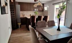 Poslovni prostor / Lokal, Niš, Trg Kralja Aleksandra, izdavanje, 320m2, 8000e, id1478417