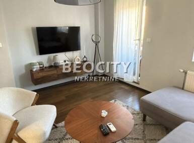 Dvosoban stan, Novi Sad, Bulevar Evrope, izdavanje, 43m2, 500e, id1480273