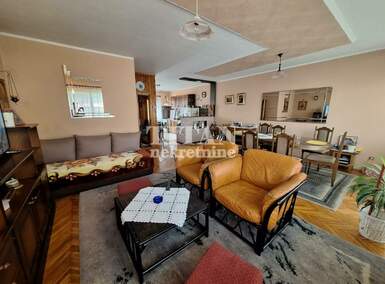 Kuca, Beograd, Rušanj, prodaja, 240m2, 180000e, id1481747