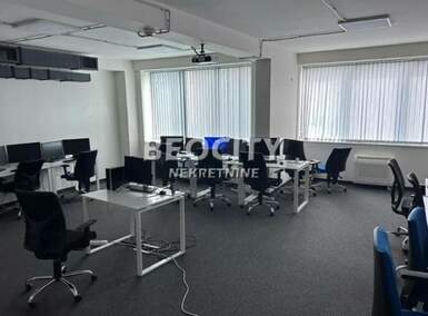 Poslovni prostor / Lokal, Novi Sad, Bulevar Oslobođenja, izdavanje, 256m2, 3500e, id1482116