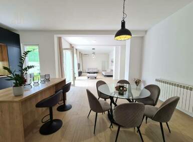 Stan, Beograd, Dedinje, prodaja, 220m2, 950000e, id1482408