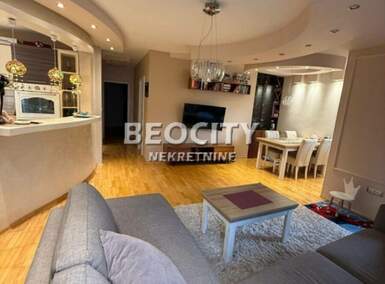 Trosoban stan, Novi Sad - Centar | Izdavanje · 90m² · 1.000€