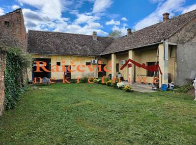 Kuca, Sremska Mitrovica, Sremska Mitrovica, prodaja, 249m2, 135200e, id1483076