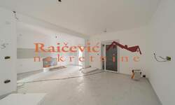 Trosoban stan, Beograd, Kaludjerica, prodaja, 82m2, 152600e, id1483208