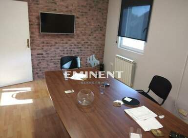 Poslovni prostor / Lokal, Beograd, Altina, izdavanje, 300m2, 1800e, id1483418