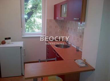 Jednosoban stan, Novi Sad, Bulevar Oslobođenja, prodaja, 23m2, 83000e, id1484725