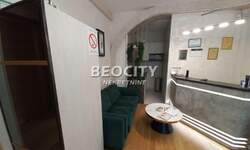Poslovni prostor / Lokal, Novi Sad - Cara Dušana | Izdavanje · 40m² · 900€