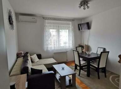 Jednoiposoban stan, Novi Sad, izdavanje, 38m2, 400e, id1485500