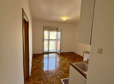 Jednoiposoban stan, Novi Sad, izdavanje, 40m2, 400e, id1485501