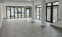 Poslovni prostor / Lokal, Kragujevac | Izdavanje · 190m² · 2.000€
