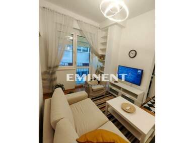 Dvosoban stan, Beograd - Cvetni Trg | Izdavanje · 44m² · 950€