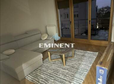 Dvosoban stan, Beograd - Hram Svetog Save | Izdavanje · 72m² · 1.000€