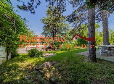 Kuća, Beograd - Dedinje | Prodaja · 300m² · 2.500.000€