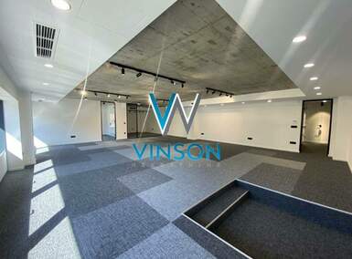 Poslovni prostor / Lokal, Novi Sad - Bulevar Oslobođenja | Izdavanje · 279m² · 4.185€