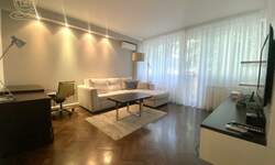 Dvosoban stan, Beograd - Hotel Jugoslavija | Izdavanje · 50m² · 700€