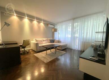 Dvosoban stan, Beograd - Hotel Jugoslavija | Izdavanje · 50m² · 700€