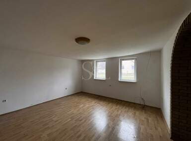 Kuća, Titel | Prodaja · 88m² · 120.000€