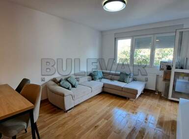 Jednoiposoban stan, Niš - Čair | Izdavanje · 50m² · 500€