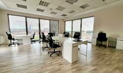 Poslovni prostor / Lokal, Beograd - Centar | Izdavanje · 183m² · 3.000€