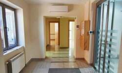 Poslovni prostor / Lokal, Beograd - Centar | Izdavanje · 210m² · 3.400€