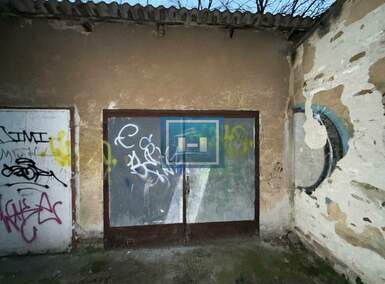 Garaza, Jagodina | Prodaja · 15m² · 7.500€