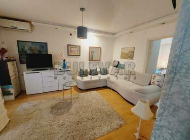 Poslovni prostor / Lokal, Niš - Dom zdravlja | Izdavanje · 66m² · 550€