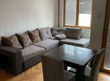 Jednosoban stan, Niš - Pravni fakultet | Izdavanje · 30m² · 250€