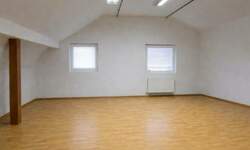 Poslovni prostor / Lokal, Novi Sad | Izdavanje · 300m² · 1.800€