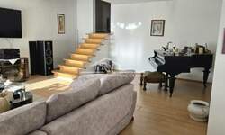 Stan, Beograd - Boleč | Izdavanje · 200m² · 1.000€