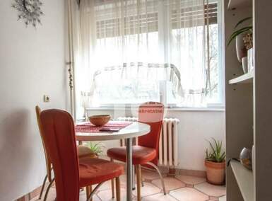 Dvoiposoban stan, Beograd - Blok 33 (Genex) | Prodaja · 74m² · 240.000€