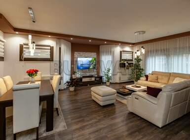 Kuća, Niš - Naselje Nikola Tesla | Prodaja · 256m² · 330.000€